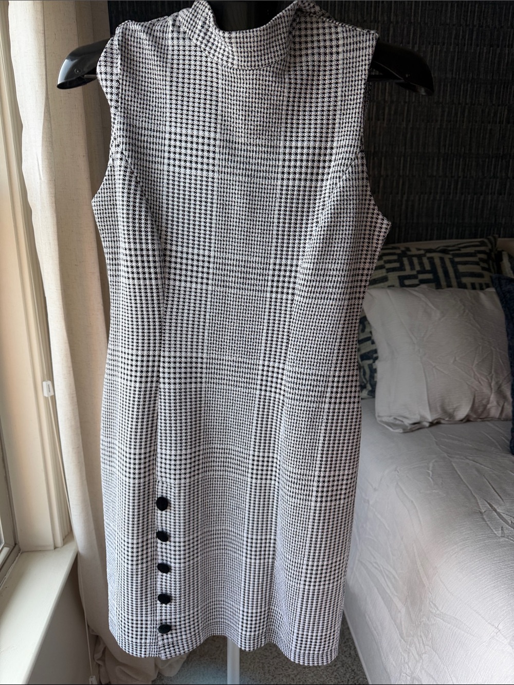 Sleeveless Black and White Houndstooth Shift Dress